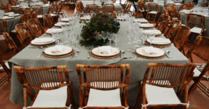 Alt Alquiler de sillas para comuniones de niñas